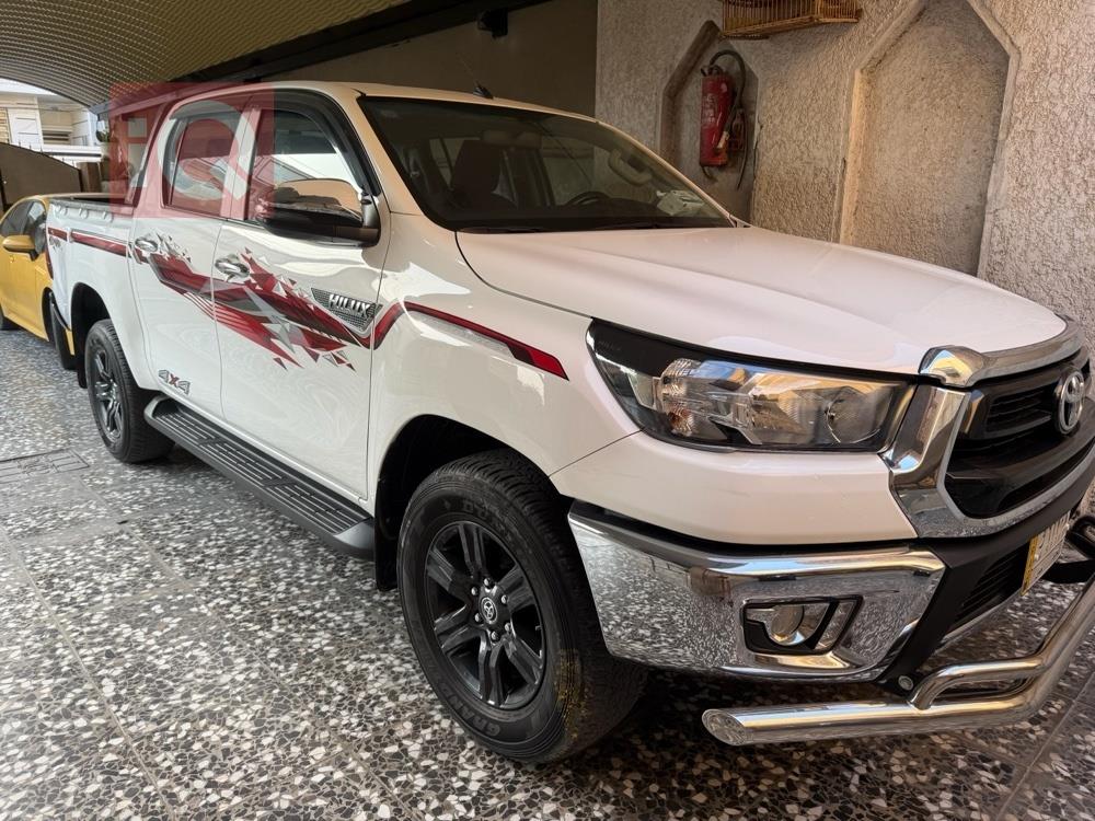 تويوتا هايلوكس